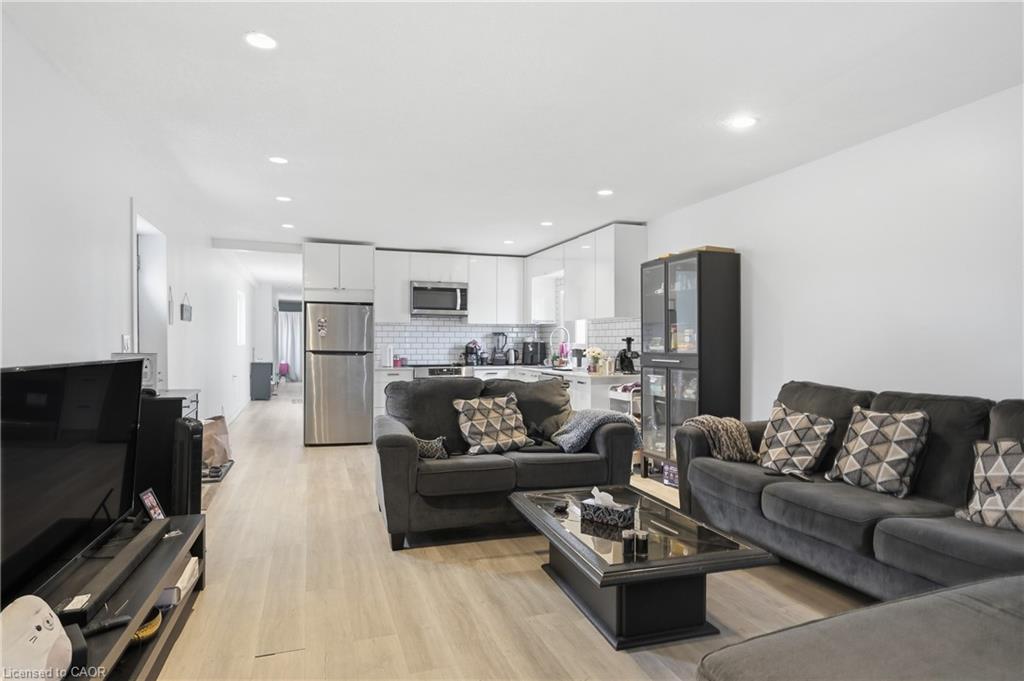 82-queen-street-n-hamilton-ontario-40814224
