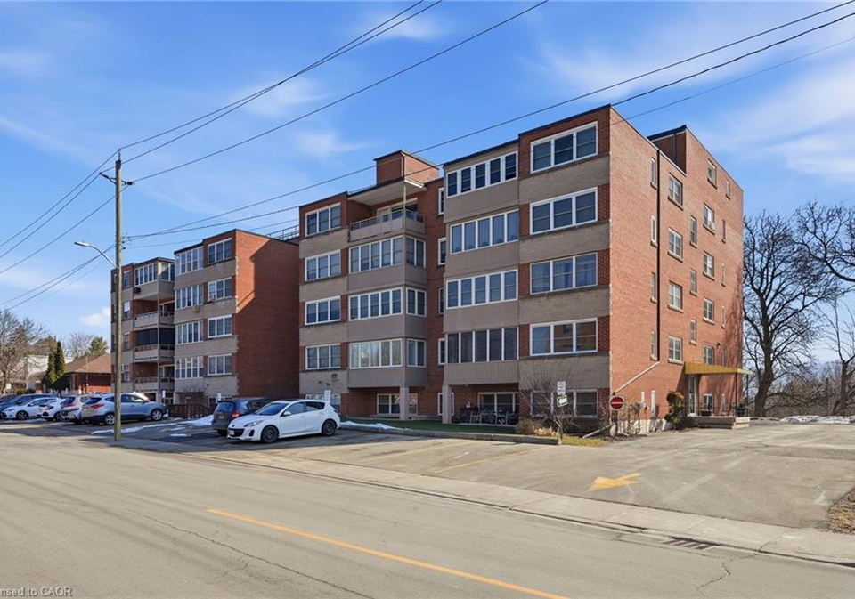 9-grant-boulevard-dundas-ontario-40814246