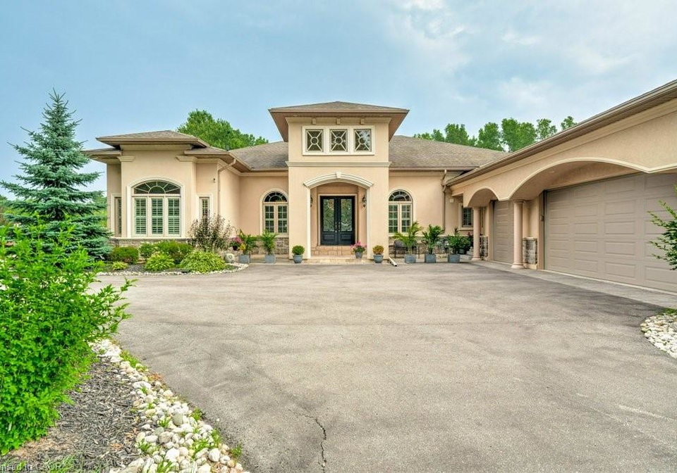 2462-sideroad-2-burlington-ontario-40814255