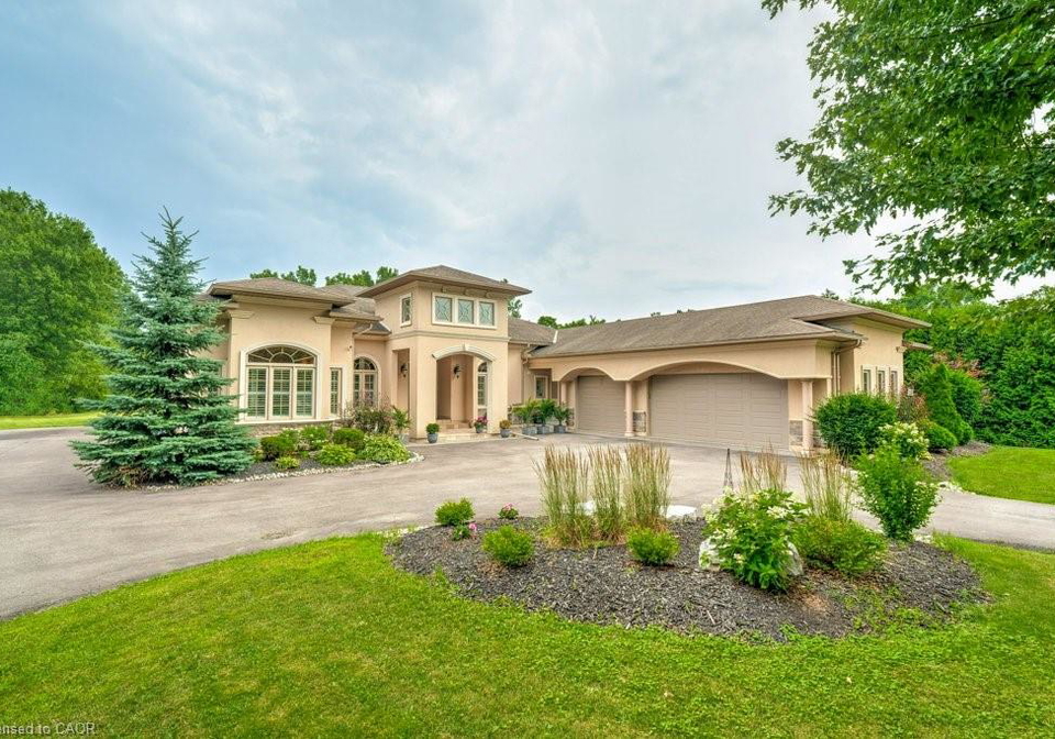 2462-sideroad-2-burlington-ontario-40814255