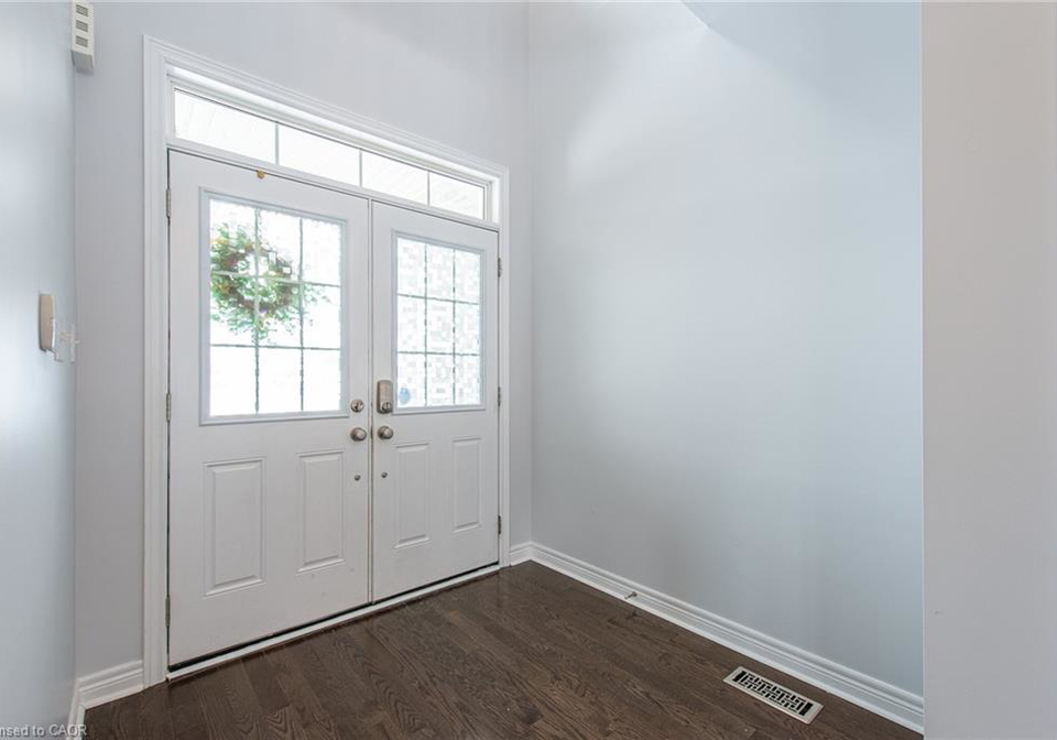 921-hideaway-court-kitchener-ontario-40814281