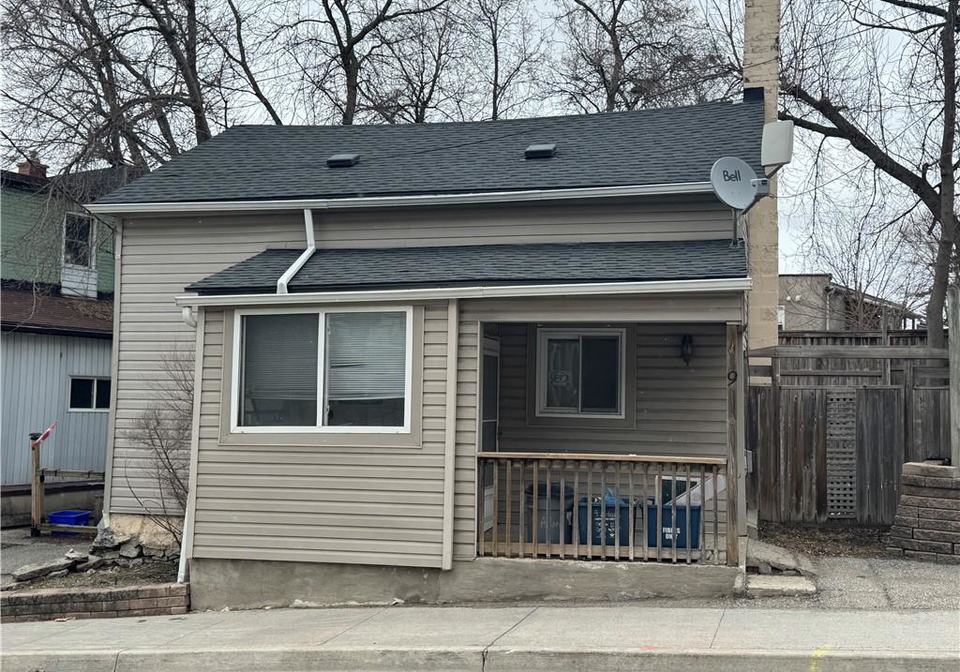 9-adam-street-cambridge-ontario-40814308