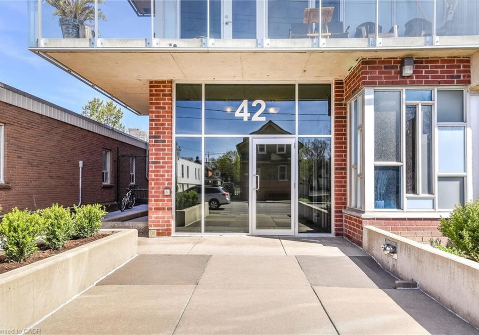 42-bridgeport-road-e-waterloo-ontario-40814366