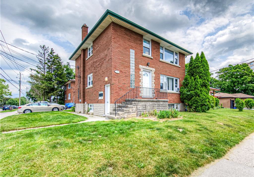 218-margaret-avenue-kitchener-ontario-40814381