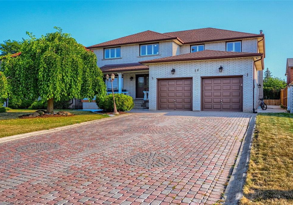 16-vogue-court-stoney-creek-ontario-40814384