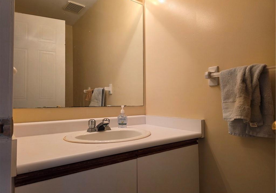 250-keats-way-waterloo-ontario-40814439