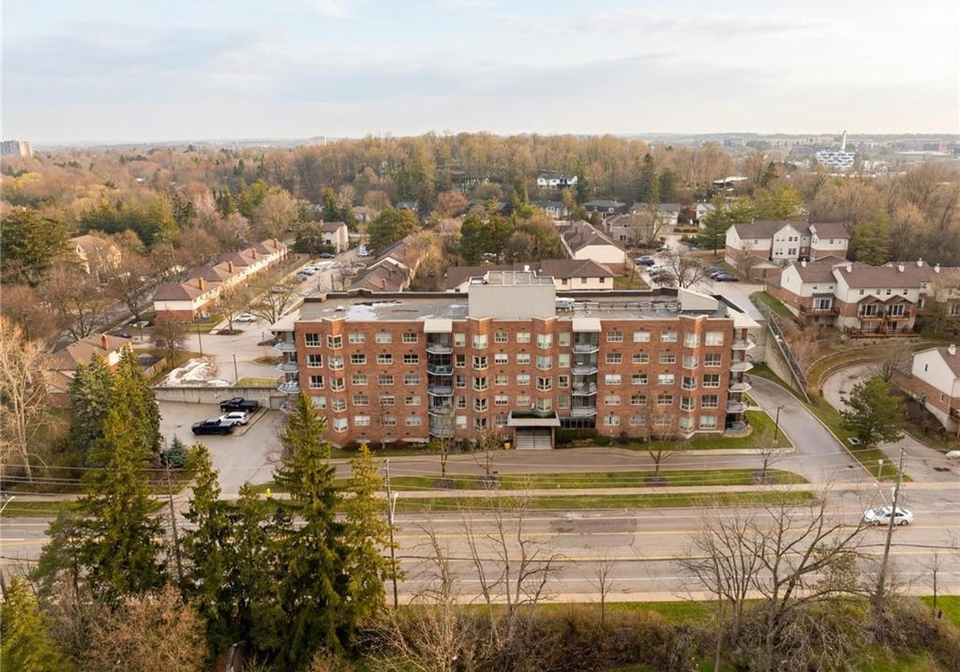 300-keats-way-waterloo-ontario-40814456