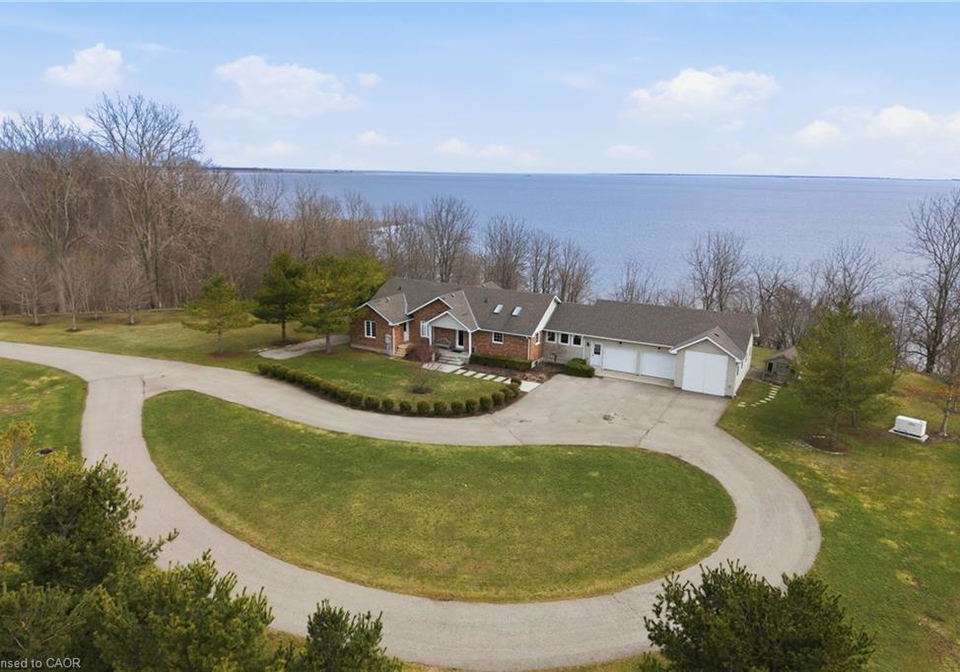 648-front-road-st-williams-ontario-40814491