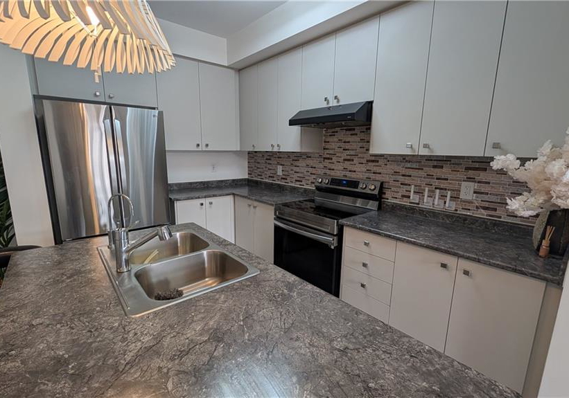 17-granville-crescent-caledonia-ontario-40814533