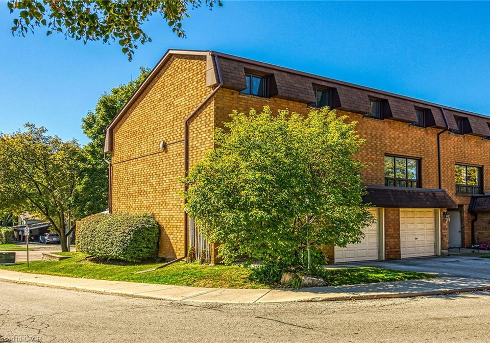 500-stone-church-road-w-hamilton-ontario-40814567