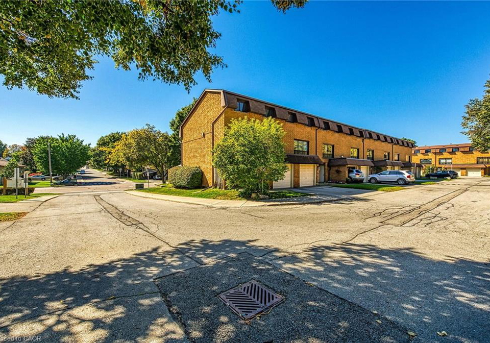 500-stone-church-road-w-hamilton-ontario-40814567