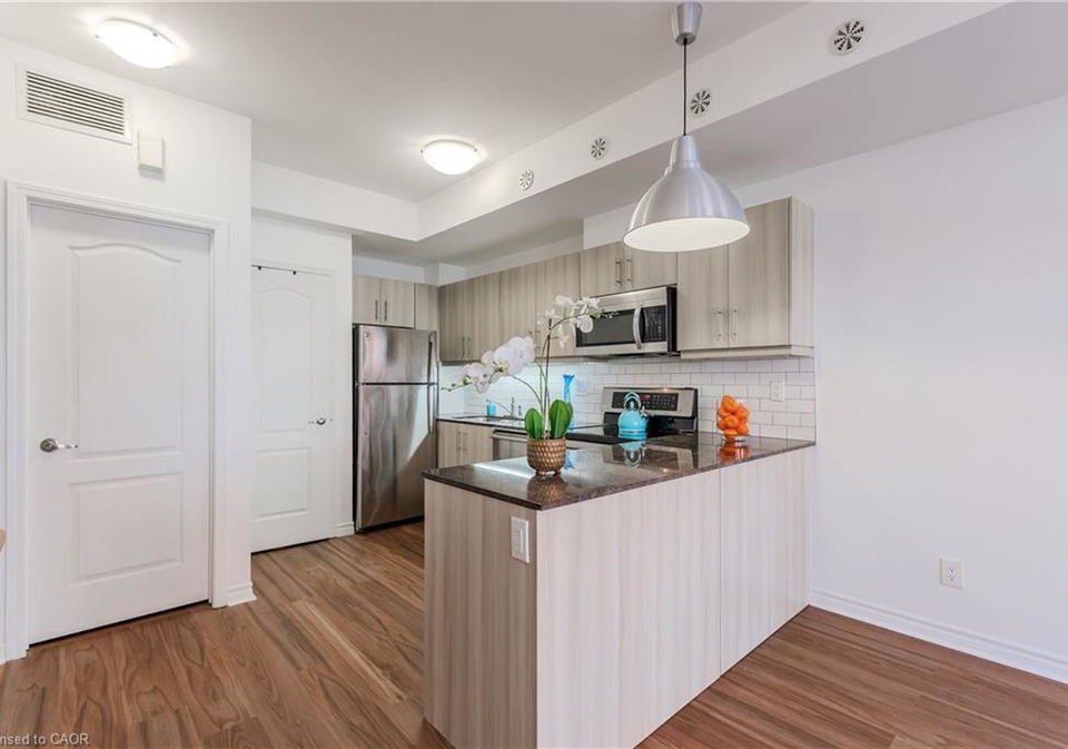 68-winston-park-north-york-ontario-40814588