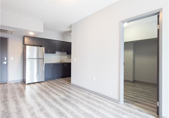 275-larch-street-waterloo-ontario-40814621