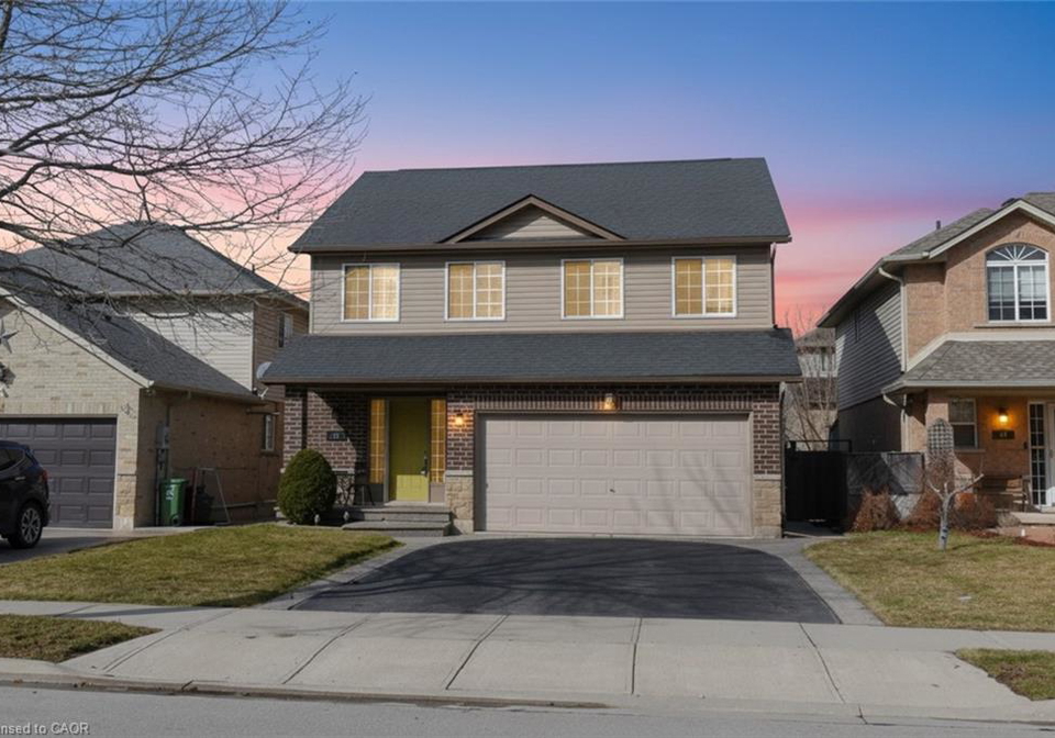 16-midanbury-way-mount-hope-ontario-40814640