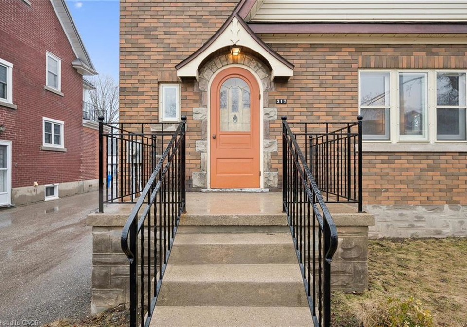 317-frederick-street-kitchener-ontario-40814684