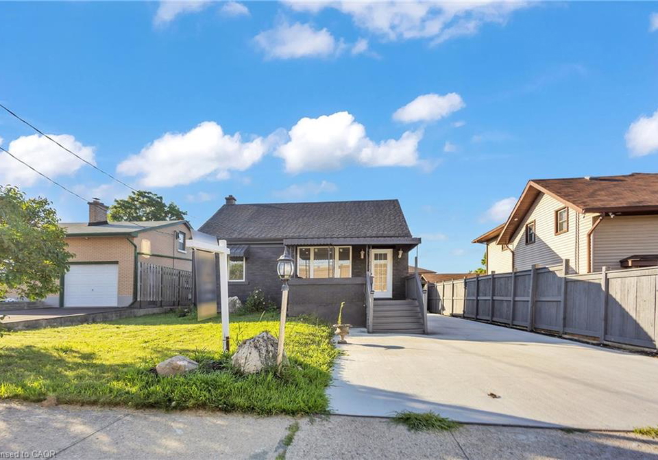 84-avalon-place-kitchener-ontario-40814748