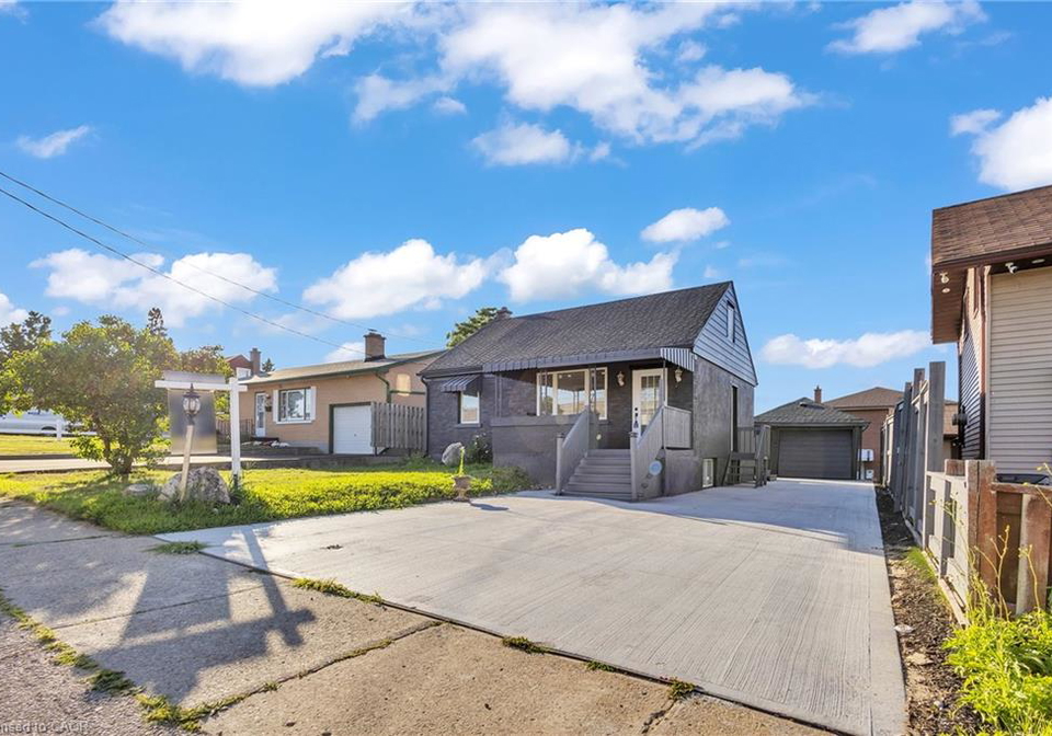84-avalon-place-kitchener-ontario-40814748