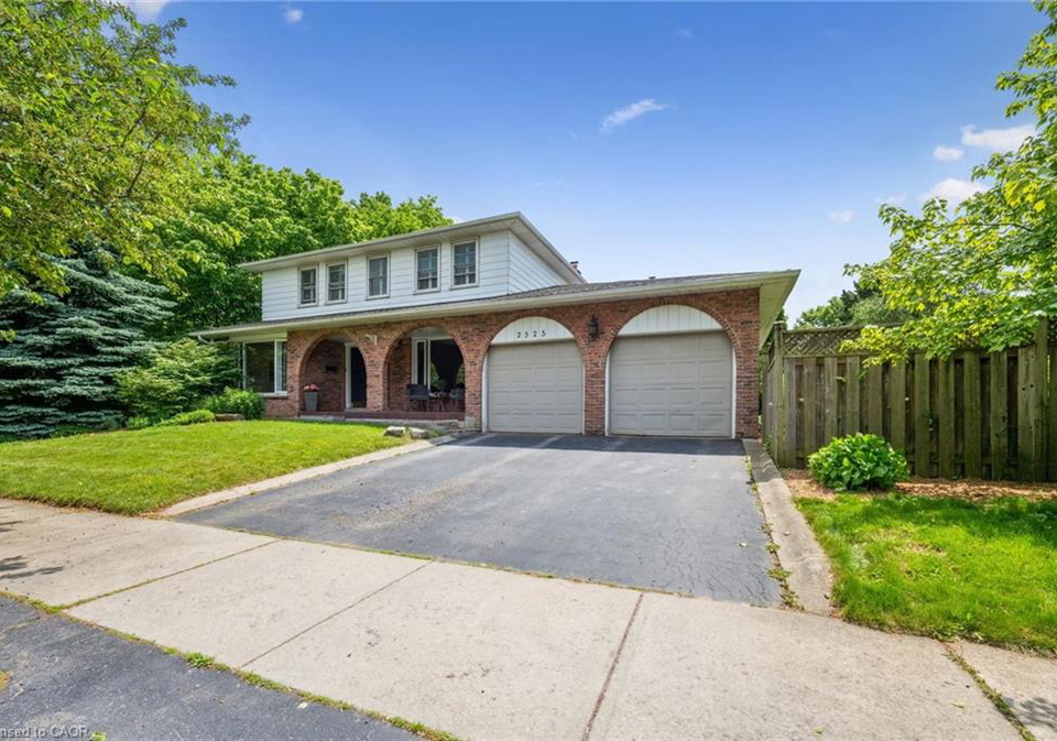 2525-woburn-crescent-oakville-ontario-40814841