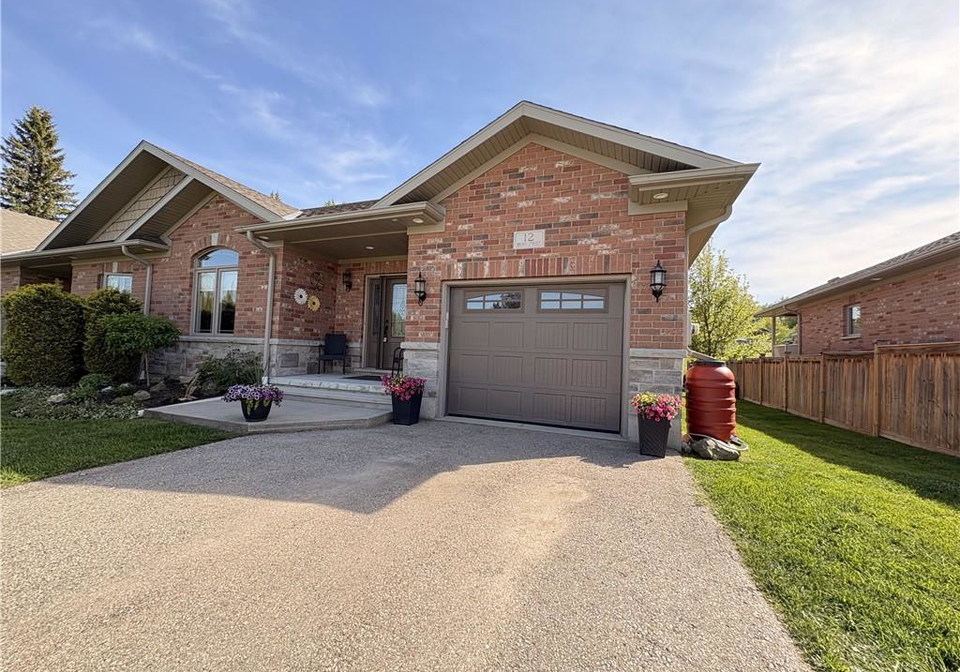 12-brown-street-minto-ontario-40814885