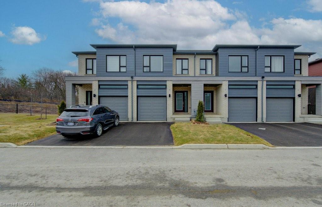 29-oak-forest-common-cambridge-ontario-40814941