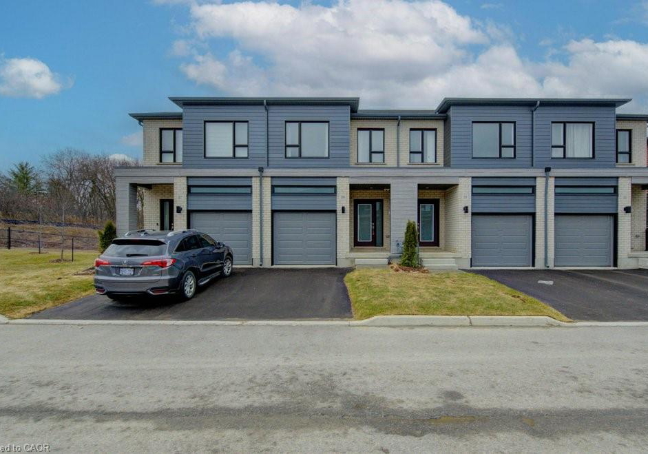 29-oak-forest-common-cambridge-ontario-40814941