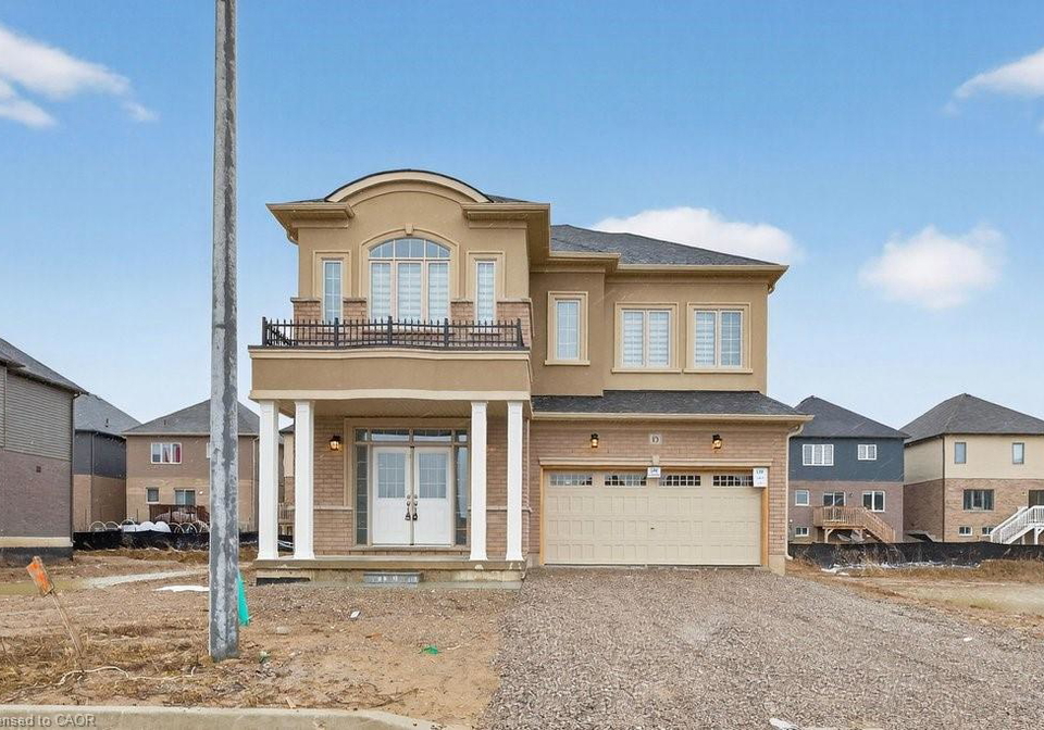 13-arding-circle-paris-ontario-40814968
