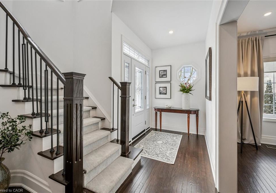 25-manor-park-crescent-guelph-ontario-40814969
