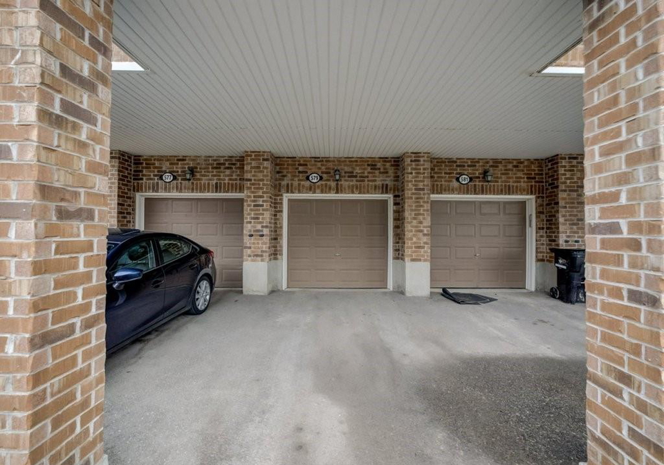 579-goldenrod-lane-kitchener-ontario-40814979