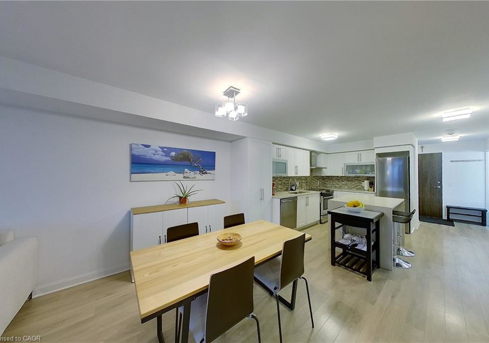 1-michael-power-place-toronto-ontario-40815007