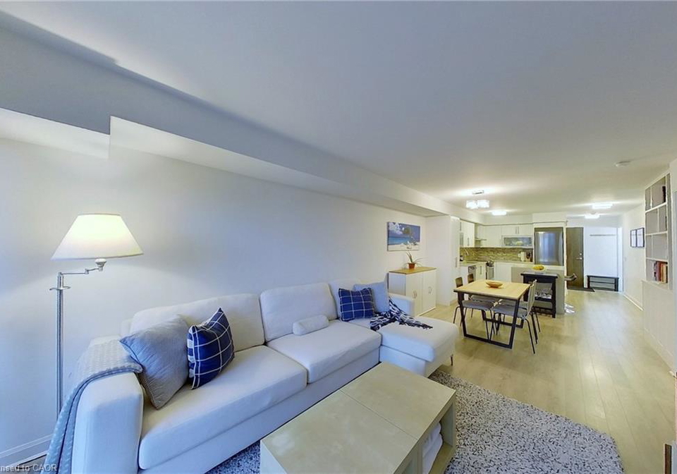 1-michael-power-place-toronto-ontario-40815007
