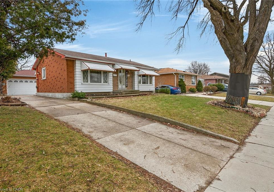21-bluebird-avenue-hamilton-ontario-40815032
