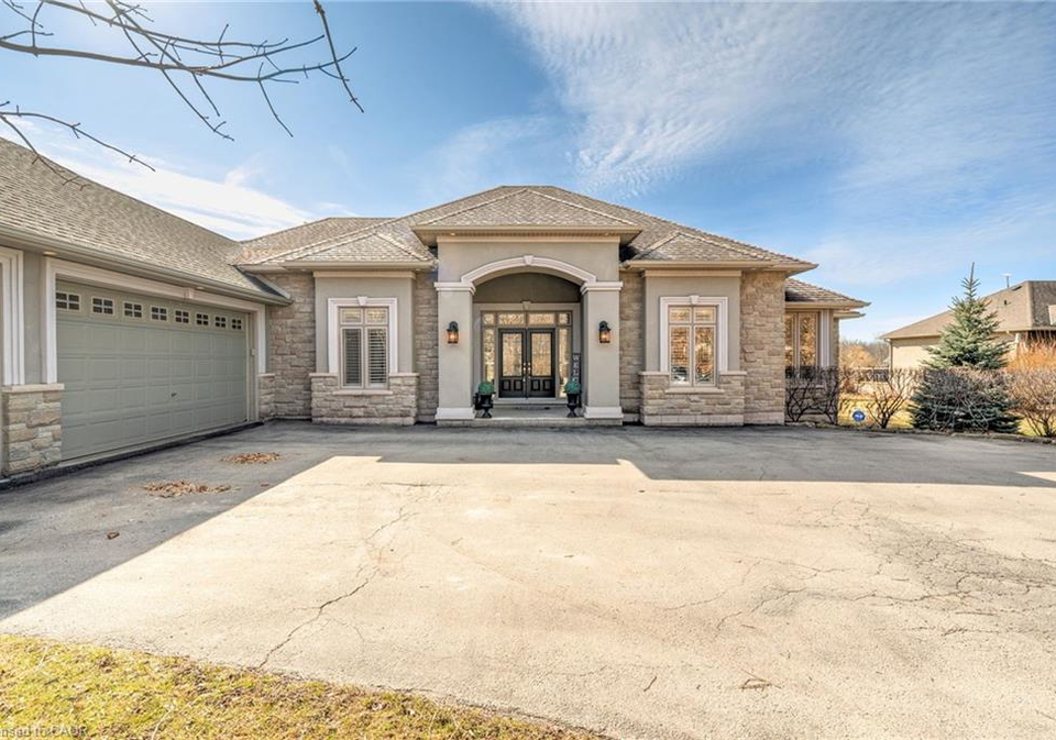 1318-concession-road-6-w-millgrove-ontario-40815094