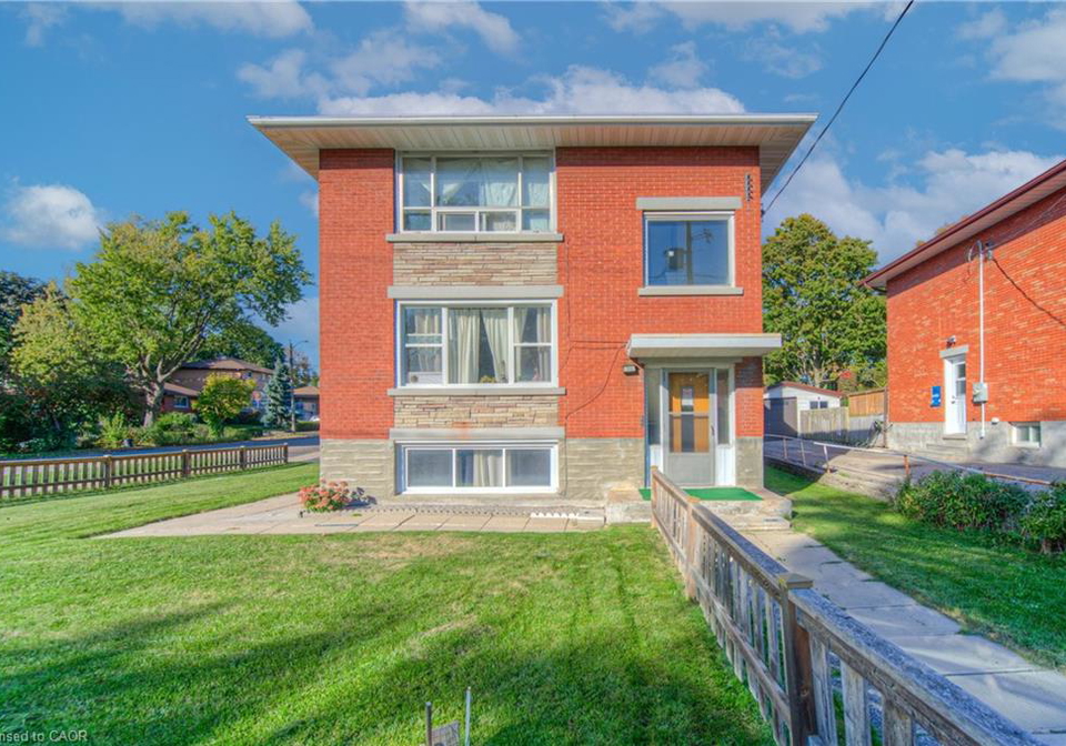 346-prospect-avenue-kitchener-ontario-40815111