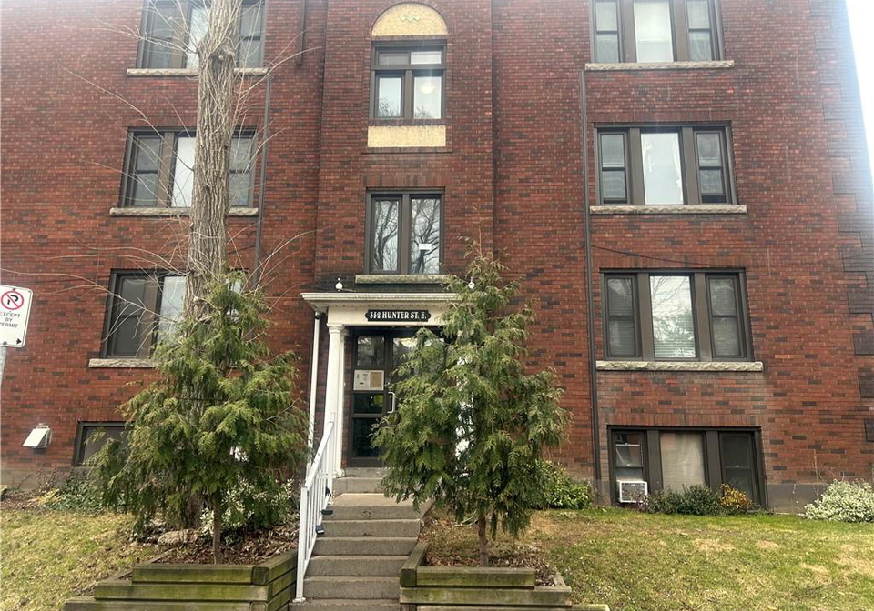 352-hunter-street-e-hamilton-ontario-40815130