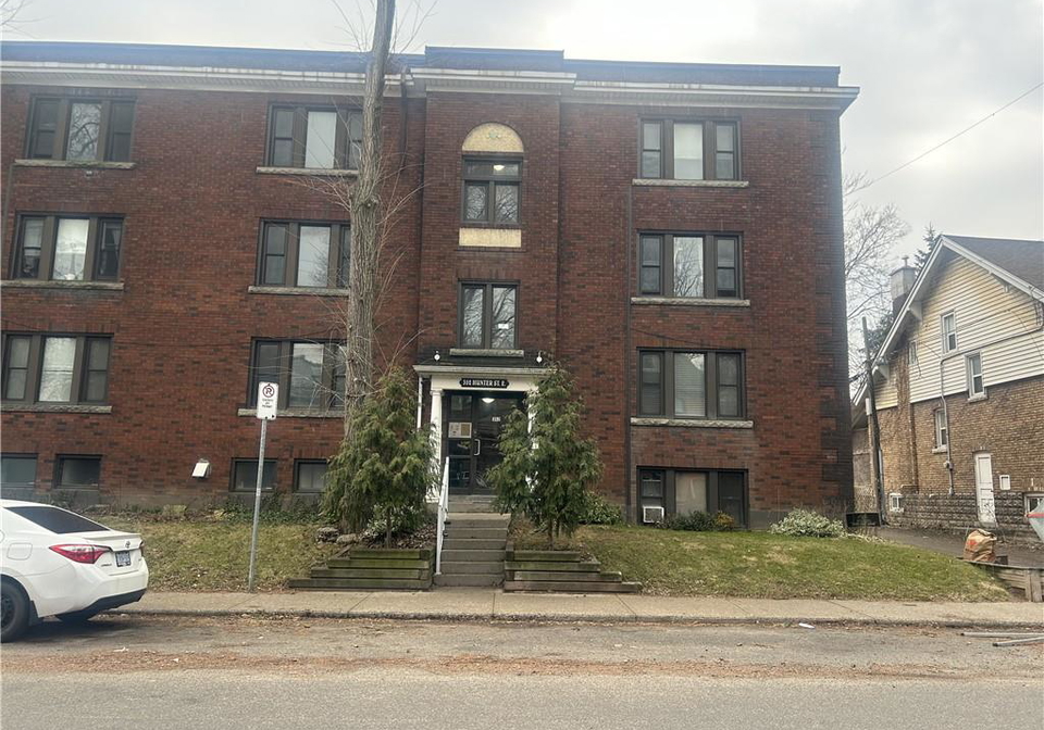 352-hunter-street-e-hamilton-ontario-40815130