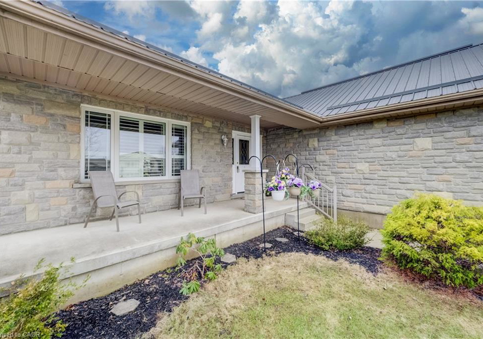 190-sarah-road-mount-forest-ontario-40815166