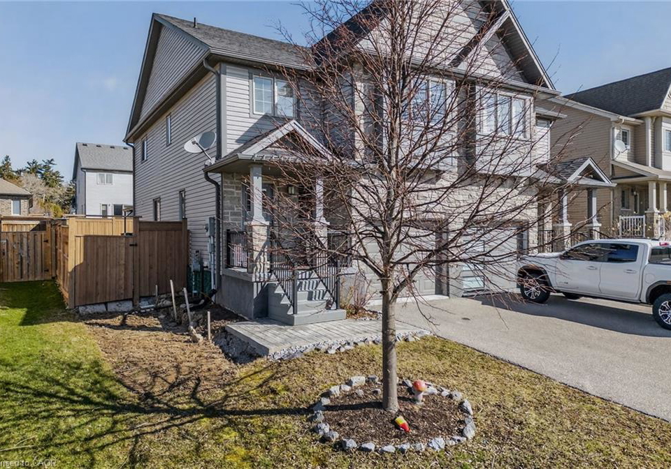 45-trillium-way-simcoe-ontario-40815191