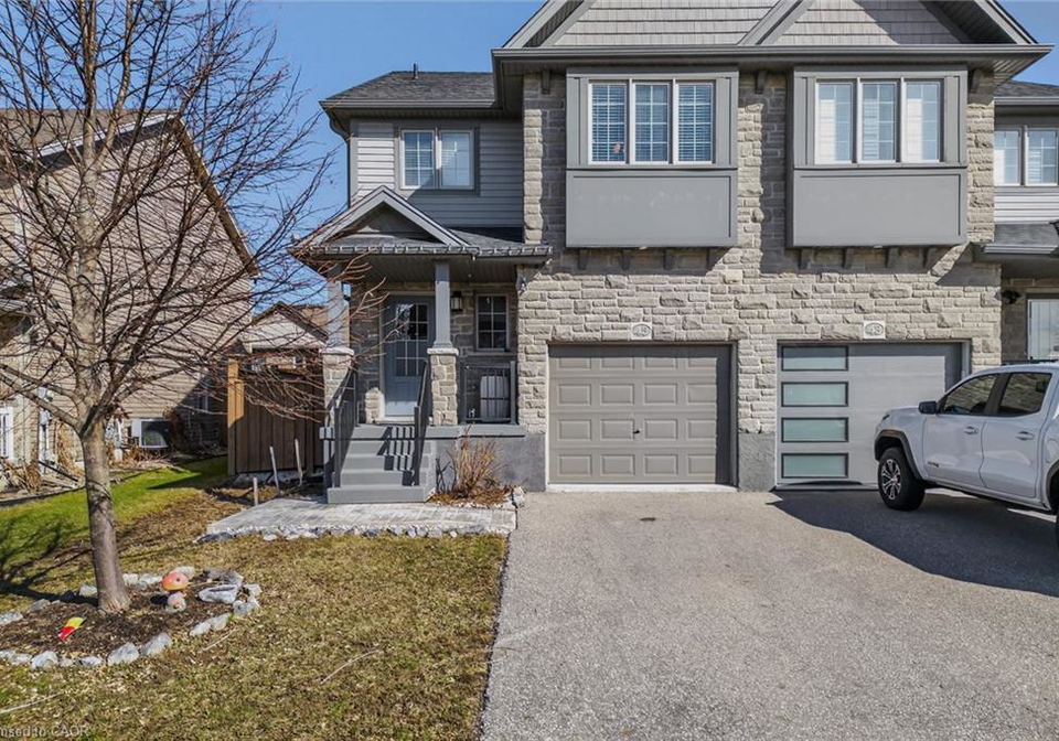 45-trillium-way-simcoe-ontario-40815191
