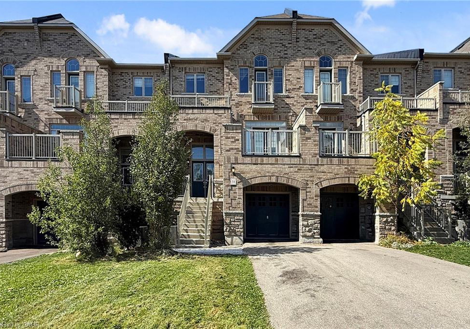 54-chesterwood-crescent-brampton-ontario-40815196