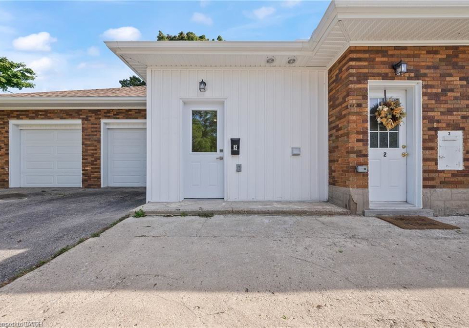 132-merner-avenue-kitchener-ontario-40815239