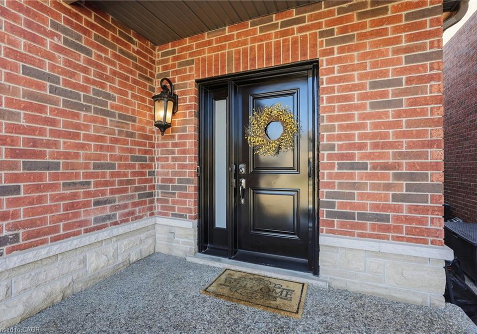85-carlson-street-stoney-creek-ontario-40815249