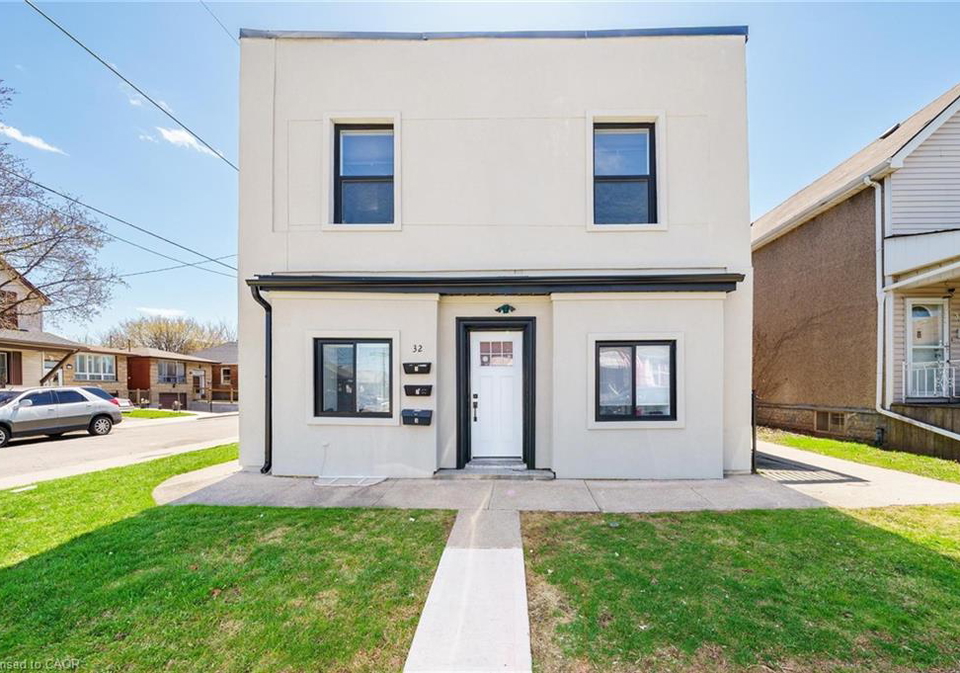 32-britannia-avenue-hamilton-ontario-40815253
