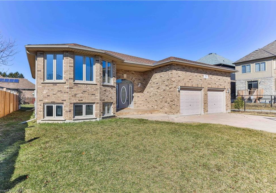 98-thomas-avenue-brantford-ontario-40815263