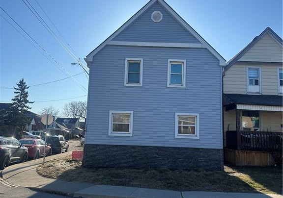 110-robins-avenue-hamilton-ontario-40815275