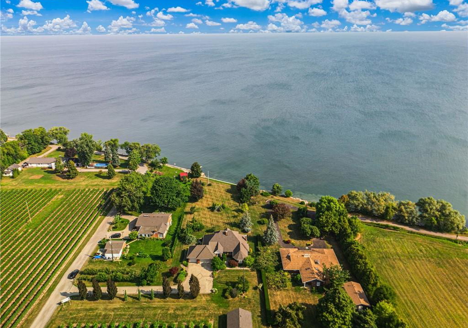 3503-lakeshore-road-lincoln-ontario-40815280