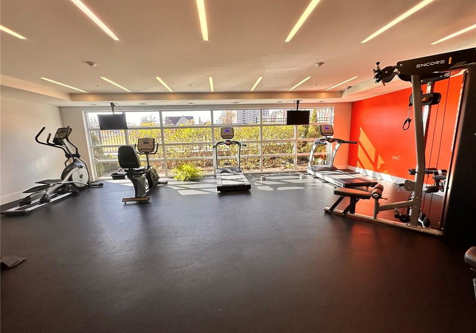 15-prince-albert-boulevard-kitchener-ontario-40815304