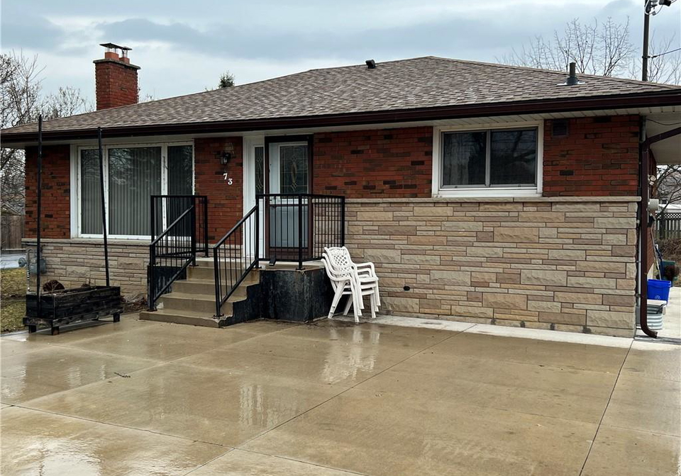 73-chipman-avenue-hamilton-ontario-40815322