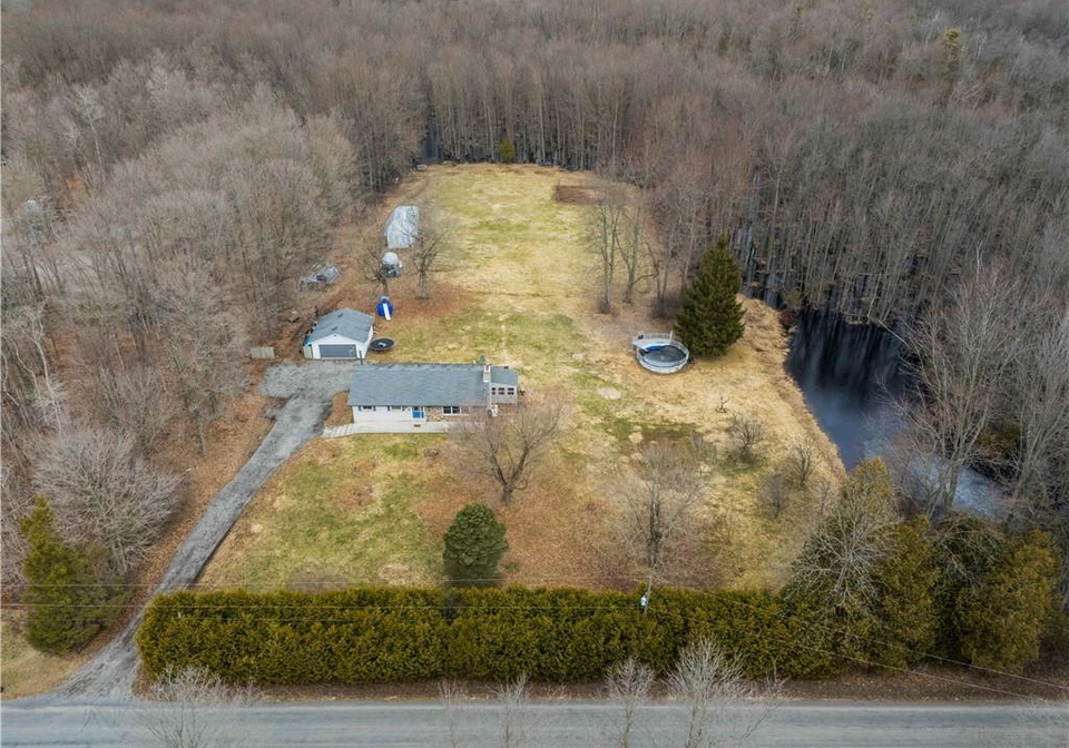 1635-8th-concession-road-flamborough-ontario-40815331
