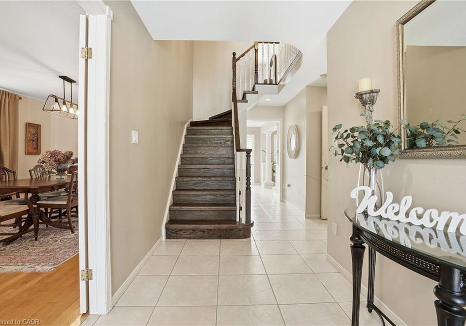 37-southcreek-drive-ancaster-ontario-40815333