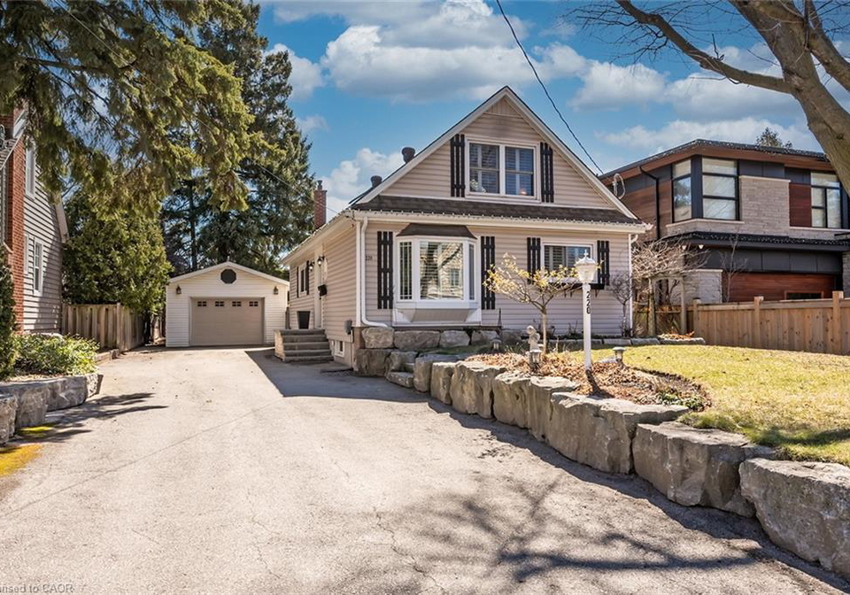 220-townsend-avenue-burlington-ontario-40815358